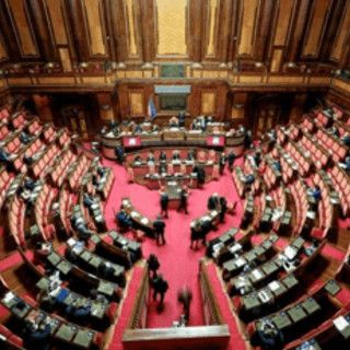 Legge elettorale, dal proporzionale al premio e alle preferenze: oggi il voto al Senato