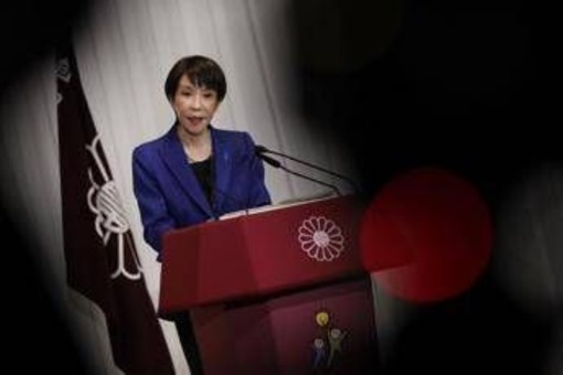 Sanae Takaichi, una 'Lady di ferro' tra abbracci con Trump e attriti con Xi