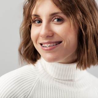 Italiani e sorriso, sempre più adulti con l’apparecchio ortodontico