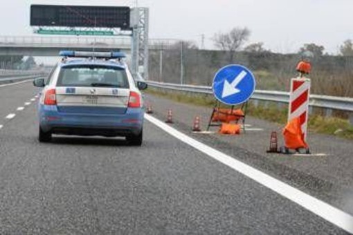 Frana Petacciato, riaperto tratto A14 tra Vasto Sud e Poggio Imperiale Frana Petacciato, riaperto tratto A14 tra Vasto Sud e Poggio Imperiale