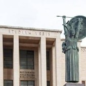 A 78 anni prende l'undicesima laurea, il super studente non si ferma A 78 anni prende l'undicesima laurea, il super studente non si ferma