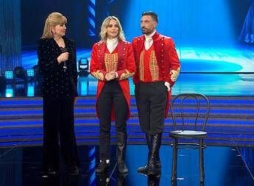 Ballando, gli infortuni fermano Fialdini-Pernice: "Non abbiamo scelta" Ballando, gli infortuni fermano Fialdini-Pernice: "Non abbiamo scelta"