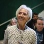 Bce, Lagarde smentisce le voci sulle dimissioni: "Resterò fino a fine mandato" Bce, Lagarde smentisce le voci sulle dimissioni: "Resterò fino a fine mandato"