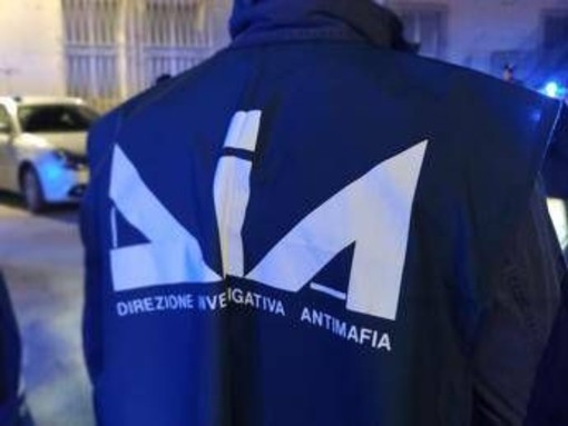 Barletta, tre arresti per l'omicidio di Francesco Diviesti: il corpo venne bruciato e nascosto in copertoni Barletta, tre arresti per l'omicidio di Francesco Diviesti: il corpo venne bruciato e nascosto in copertoni