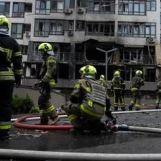 Ucraina, nuovi attacchi russi con droni e missili su Kiev