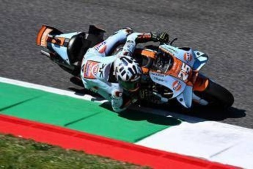 MotoGp, Fernandez vince gara Sprint davanti Martin. Solo quarto Bezzecchi MotoGp, Fernandez vince gara Sprint davanti Martin. Solo quarto Bezzecchi
