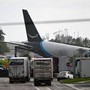 Aereo cargo Amazon fuori pista a Miami, 5 morti e 5 feriti: aperta un'indagine