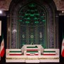 Iran, la bara di Khamenei esposta nella Grande Moschea: funerali da domani