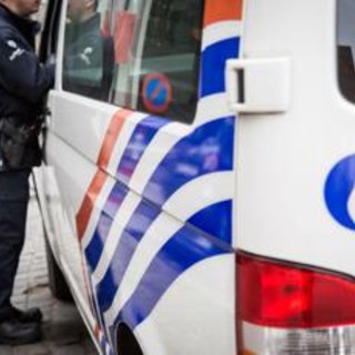 Francia, due bambini di 2 e 4 anni trovati morti in auto: "La causa potrebbe essere il caldo" Francia, due bambini di 2 e 4 anni trovati morti in auto: "La causa potrebbe essere il caldo"