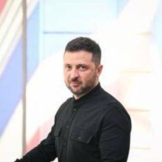 Ucraina, Zelensky: "Pronto a incontrare Putin, pace possibile prima di autunno"