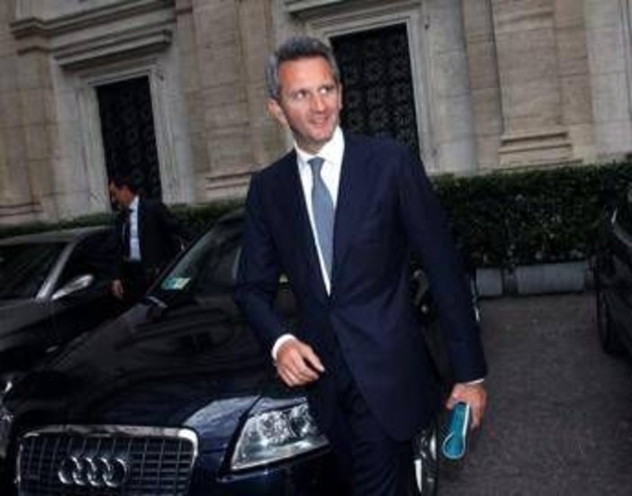 Mps-Mediobanca, Nagel saluta i dipendenti e cita Orazio: &quot;Graecia capta ferum victorem cepit&quot;