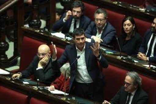 Ucraina e rebus centrosinistra, Fratoianni: "Troveremo sintesi con Pd e M5S" Ucraina e rebus centrosinistra, Fratoianni: "Troveremo sintesi con Pd e M5S"
