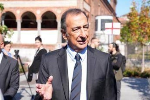 Milano, Sala: "Sì ai militari, ma serve un piano nazionale per l'adolescenza" Milano, Sala: "Sì ai militari, ma serve un piano nazionale per l'adolescenza"