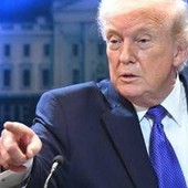 Usa-Iran, attacco americano contro barche e siti di missili. Trump: "Uranio sarà distrutto" Usa-Iran, attacco americano contro barche e siti di missili. Trump: "Uranio sarà distrutto"