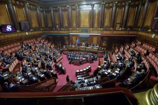 Manovra, via libera dal Senato alla fiducia sul maxiemendamento