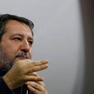 Aiuti all'Ucraina, Salvini: "Situazione cambiata, in decreto legge difesa e protezione civili" Aiuti all'Ucraina, Salvini: "Situazione cambiata, in decreto legge difesa e protezione civili"