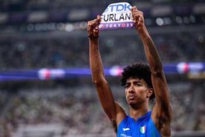 Furlani, oro mondiale e lacrime: &quot;Faccio ciò che amo, grazie Italia&quot;