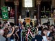 Don Mazzi, a Milano l’addio tra applausi e commozione Don Mazzi, a Milano l’addio tra applausi e commozione