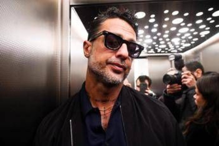 Rimossi i profili social di Fabrizio Corona e Falsissimo Rimossi i profili social di Fabrizio Corona e Falsissimo