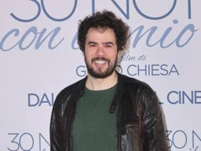 Andrea Pisani, la rottura con Beatrice Arnera: "Raoul Bova? Ho saputo dai giornali" Andrea Pisani, la rottura con Beatrice Arnera: "Raoul Bova? Ho saputo dai giornali"