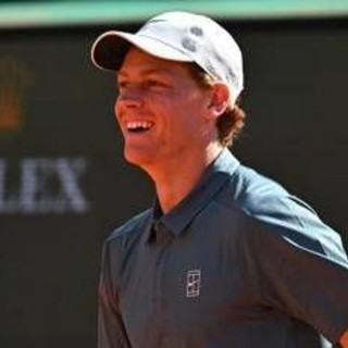 Sinner oggi debutta a Montecarlo, sfida con Humbert: orario e come vedere match in tv