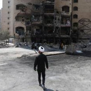 Iran, rischio pena di morte per chi filma danni causati da raid