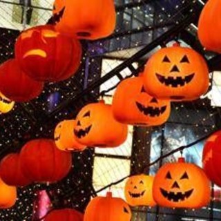 Stasera 11 milioni di italiani festeggiano Halloween, la festa è sempre più amata Stasera 11 milioni di italiani festeggiano Halloween, la festa è sempre più amata