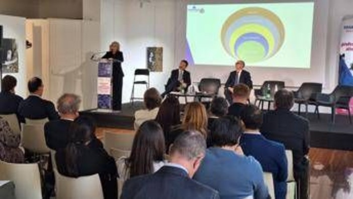 Professioni, Riccio (Uni): "Certificazione per non ordinistiche è fondamentale" Professioni, Riccio (Uni): "Certificazione per non ordinistiche è fondamentale"