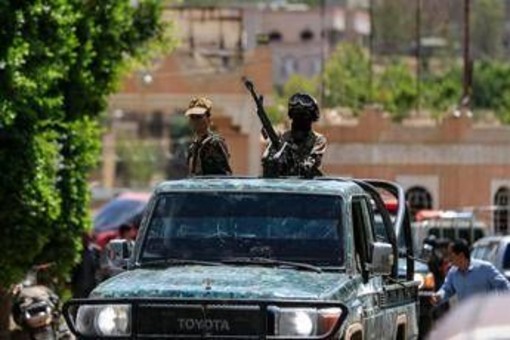 Medioriente, Camera Usa a maggioranza repubblicana chiede a Trump fine guerra in Iran. Houthi: "Abbattuto caccia saudita"