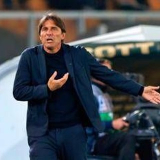 Napoli, Conte attacca l'Inter: &quot;Presidenti vogliono condizionare, non siamo scemi&quot;