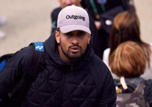 Kyrgios ora 'tifa' Sinner: &quot;Alcaraz pensa alle ragazze, Jannik avrà carriera migliore&quot;