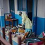 Ebola, ministero della Salute attiva sorveglianza personale organizzazioni da Congo e Uganda: "Compagnie aeree segnalino casi sospetti a bordo"
