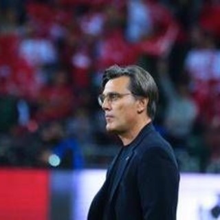 Italia avanti 3-0 a fine primo tempo, i tifosi della Turchia contro Montella: "Dimissioni" Italia avanti 3-0 a fine primo tempo, i tifosi della Turchia contro Montella: "Dimissioni"