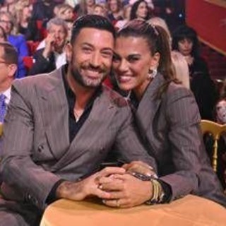 Bianca Guaccero, fuga romantica per i 45 anni: la sorpresa (e l'inganno) di Giovanni Pernice