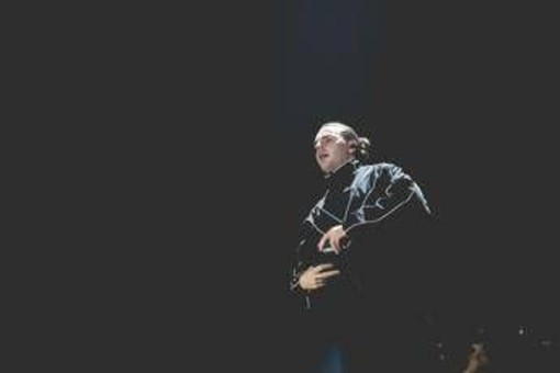 Ernia, il 'processo' show a Milano: il Duca è tornato a casa