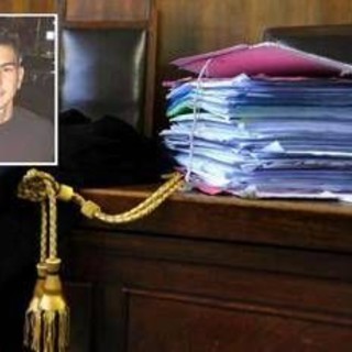 Uccise il padre per difendere la madre, è definitiva l'assoluzione per Alex Cotoia