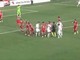 Punizione sotto l'incrocio, ma arbitro non 'vede' il gol: scandalo arbitrale in Turchia Punizione sotto l'incrocio, ma arbitro non 'vede' il gol: scandalo arbitrale in Turchia