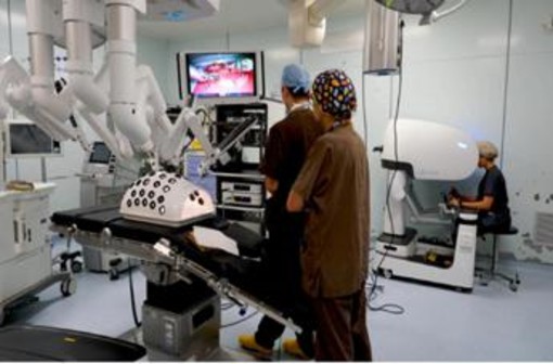 Policlinico di Milano, la chirurgia avanzata si rafforza con due nuovi robot di ultima generazione Policlinico di Milano, la chirurgia avanzata si rafforza con due nuovi robot di ultima generazione