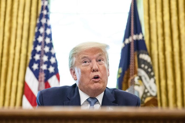 Dazi, Trump firma ordine esecutivo per nuove tariffe dal 7 agosto