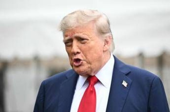 Dazi, Trump: &quot;C'è il 50% di possibilità di raggiungere accordo con l'Ue&quot;