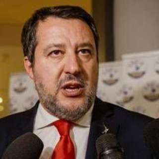 Salvini e l'addio di Vannacci: "Deluso, onore e lealtà per noi hanno un significato" Salvini e l'addio di Vannacci: "Deluso, onore e lealtà per noi hanno un significato"