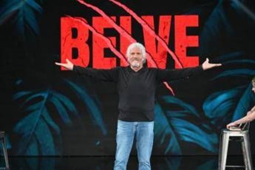 Belve, Pappalardo: "L'Isola dei famosi è diventata l'Isola della spazzatura" Belve, Pappalardo: "L'Isola dei famosi è diventata l'Isola della spazzatura"