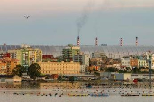 Ex Ilva, incontro governo-sindacati. Mantovano: "Porteremo decreto con misure per lavoratori oggi in Cdm" Ex Ilva, incontro governo-sindacati. Mantovano: "Porteremo decreto con misure per lavoratori oggi in Cdm"