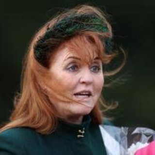 Buckingham Palace trema, se Sarah Ferguson scrive un'autobiografia è la fine della monarchia