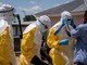 Ebola, Save the Children: "Virus avanti a velocità mai vista prima. Un morto su 4 è un bambino"