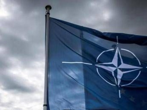 Droni russi in Polonia, Varsavia invoca articolo 4 della Nato: cos'è e cosa prevede