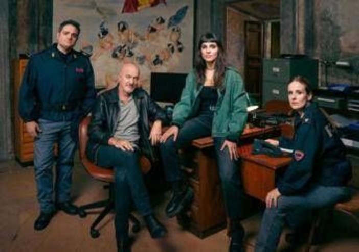 Ascolti tv, 'Uno Sbirro in Appennino' su Rai1 vince il prime time di giovedì 23 aprile