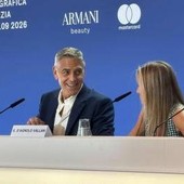 Mostra Venezia, George Clooney: "Ho smesso di fare il regista, la famiglia è la mia priorità"