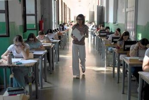 Maturità 2026, dal colloquio alle 4 materie all'orale: cosa cambia Maturità 2026, dal colloquio alle 4 materie all'orale: cosa cambia