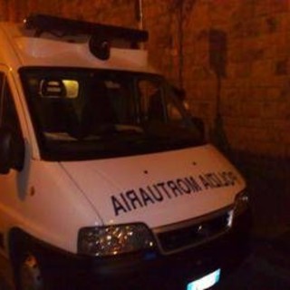 Trovato morto in un baule, aperta un'inchiesta: indagati la madre e i fratelli Trovato morto in un baule, aperta un'inchiesta: indagati la madre e i fratelli